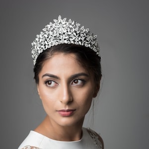 Corona nuziale, tiara e corona nuziale, tiara di diamanti, corona nuziale di cristallo, tiara nuziale di cristallo, tiara nuziale, tiara nuziale, corona nuziale, tiara