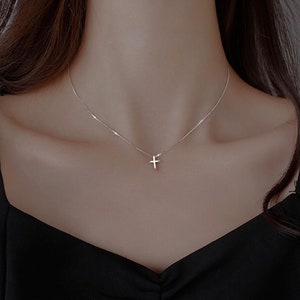 New women Tiny Cross Pendant 925 Sterling Silver Chain Necklace imagem 10