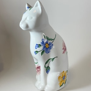 Vintage 1996 Tiffany & Co. Sintra White Floral Porcelain Cat