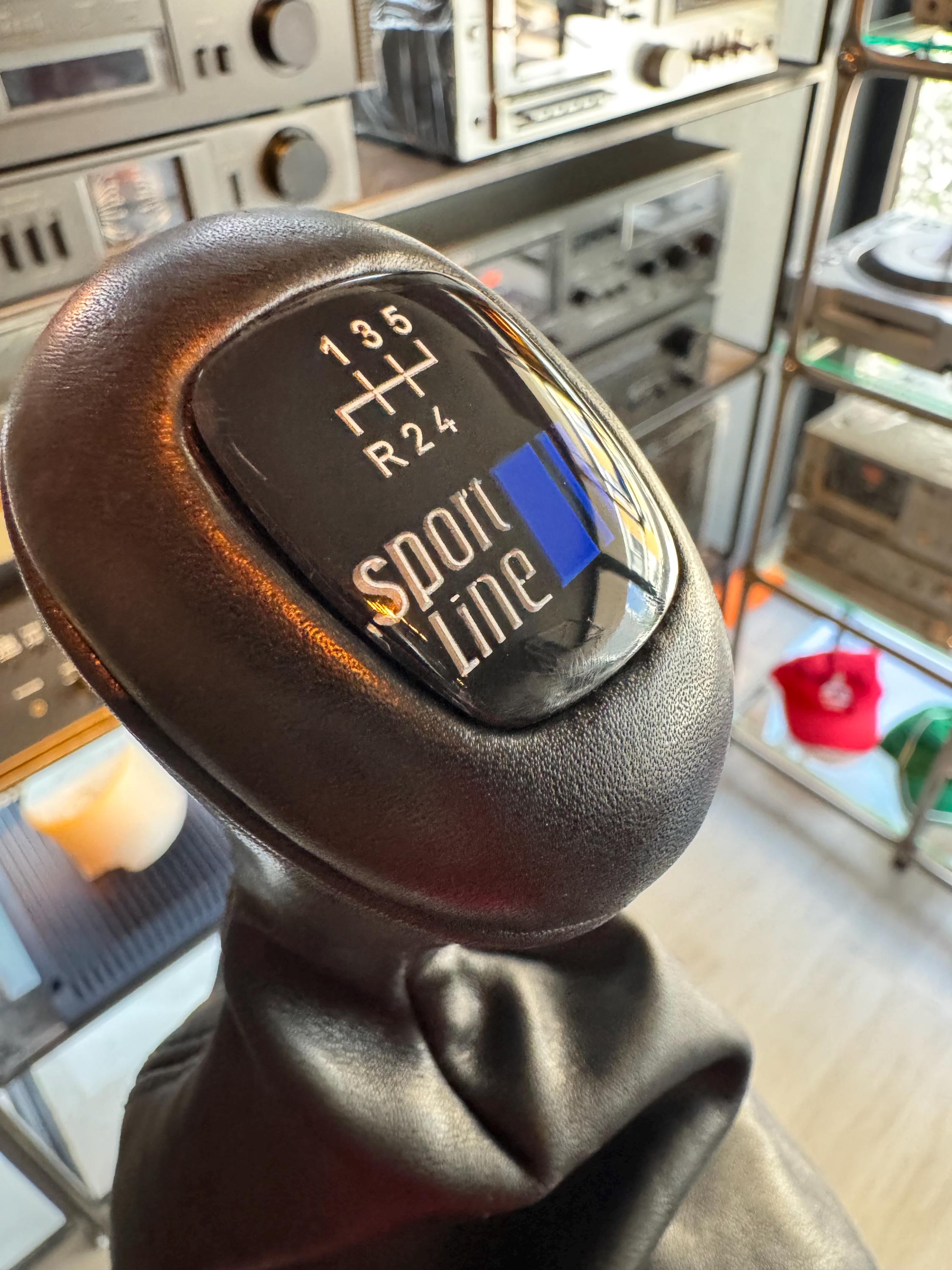 ハンドメイドレザーシフトノブ：メルセデス W201 W124 R129 OEM - Etsy