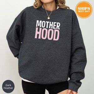 Graphic Retro Mother Sweatshirt, Vintage Hoodie, Gift For Mothers Day, Mom Sweatshirt, Retro Mom Sweatshirt, Cute Mother Sweatshirt, Mommy