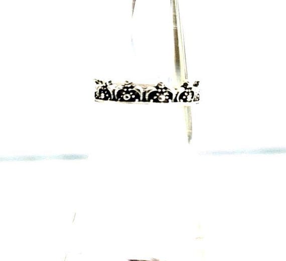 Vintage Silver Tiny Tiaras Crowns Ring Size 5 Wom… - image 1