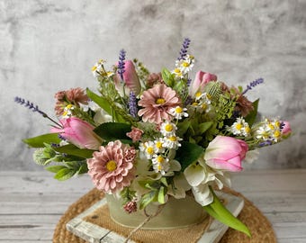 Spring Tulip Floral Arrangement: Farmhouse Cottage Table Centerpiece