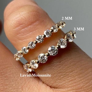 2/3 MM Rundschliff Moissanit Diamant halbe Ewigkeit Band für Frauen, Ehering, 14K Gold Versprechen Band, schwimmende Blase Band, stapelbare Band