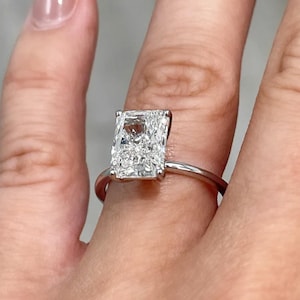 4CT Radiant Cut Moissanite Engagement Ring 14K White Gold Wedding Ring Radiant Solitaire Ring Moissanite Solitaire Ring Anniversary Gift