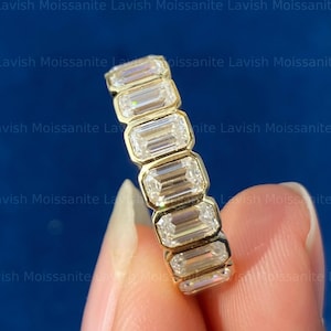 5x3mm Emerald Cut Moissanite Wedding Band Women 14K Solid Gold Full Eternity Stacking Matching Band Emerald Bezel Band Emerald Diamond Band