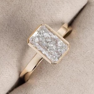 Brilliant 3 Ct Radiant Cut Moissanite Bezel Set Wedding Ring For Women Engagement Ring 14K Yellow Gold Ring Radiant Diamond Solitaire Ring