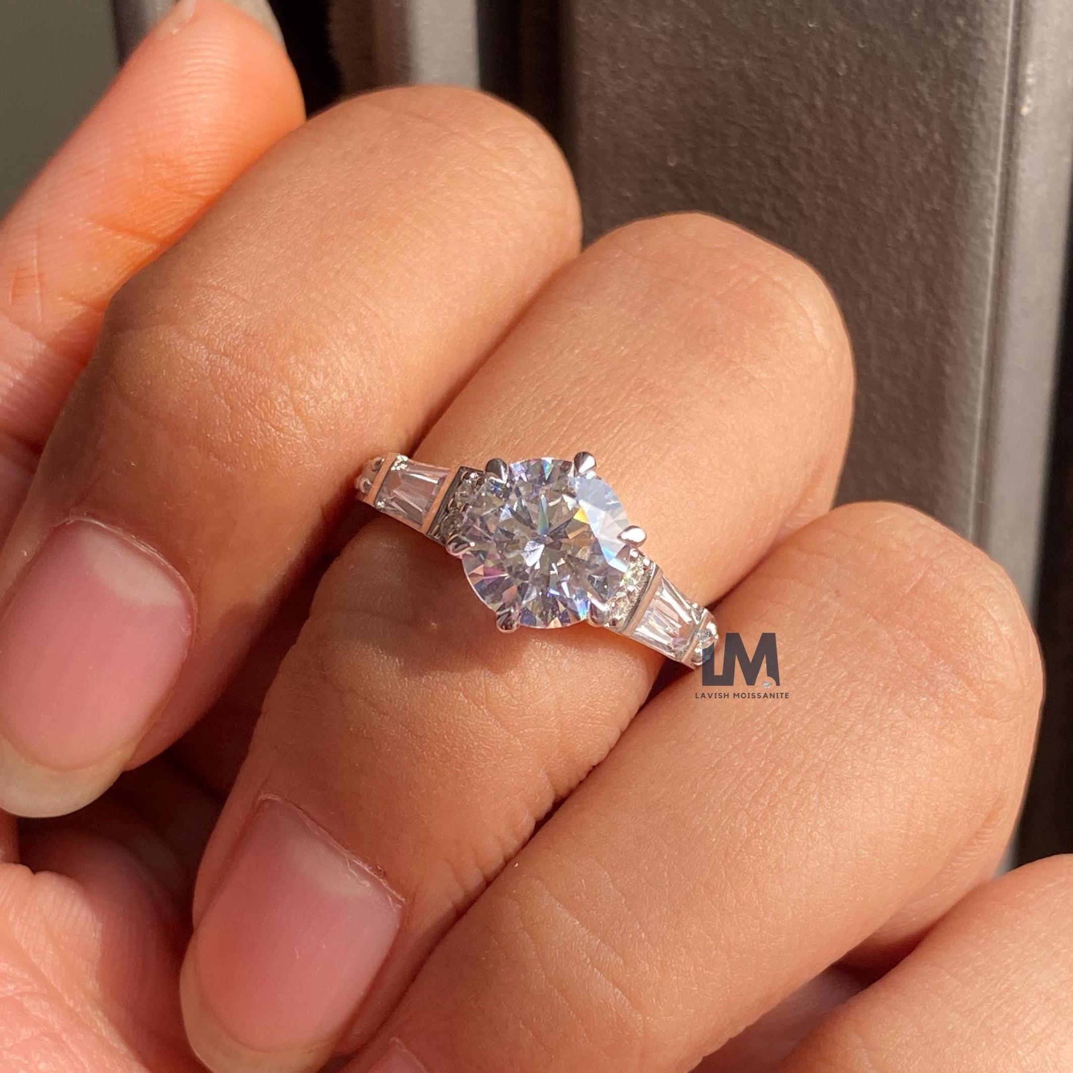 Princess Beatrice Ring Ct Round Cut Cluster Moissanite