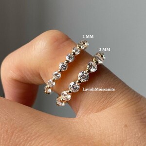 Moissanite Band