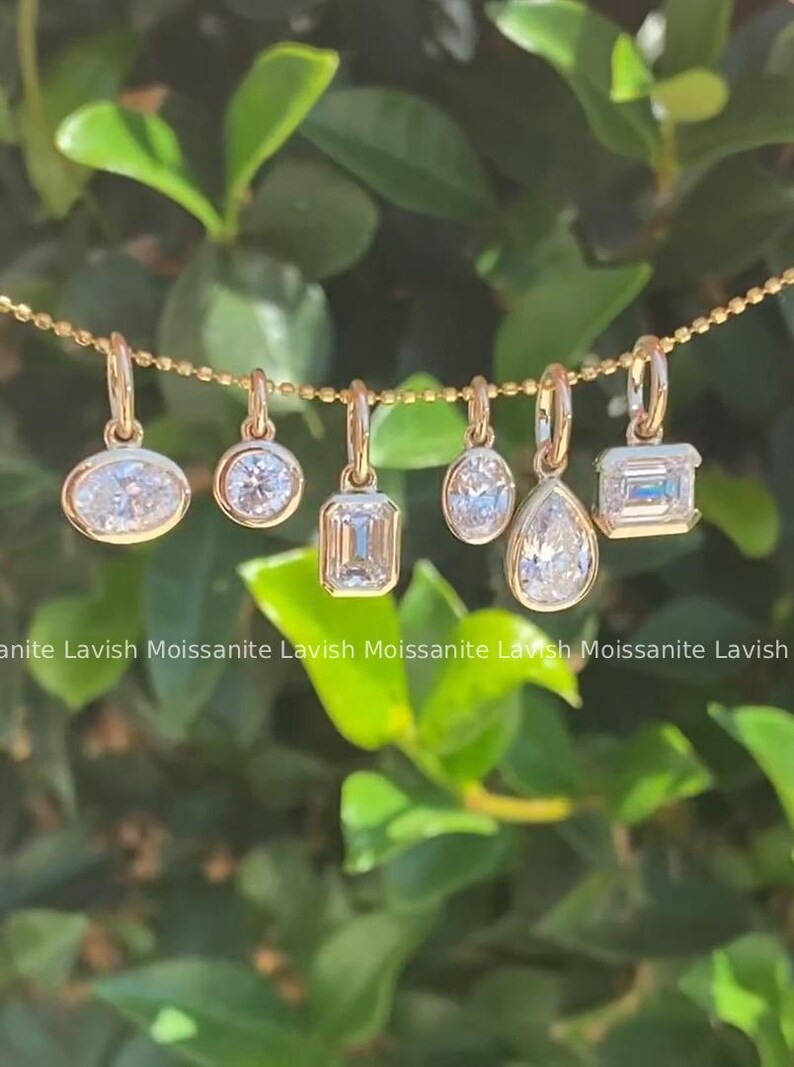 Oval Bezel Pendant