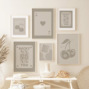 Neutralny modny zestaw 6 sztuk sztuki ściennej w stylu retro, neutralny plakat Lucky You, modny wydruk estetyczny w stylu retro, wydruk karty asa, królowa kier, sztuka funky
