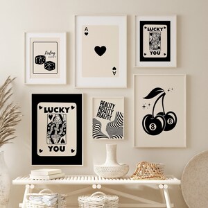 Modny zestaw 6 sztuk sztuki ściennej w stylu retro, plakat Lucky You, modny wydruk estetyczny w stylu retro, wydruk karty Black Ace, królowa kier, sztuka Funky, cyfrowa
