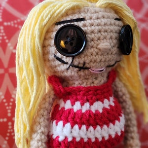 Custom Coraline Style Crochet Dolls, Coraline Dolls Custom Coraline-Style Doll – Handmade & Personalized Creepy Cute Collectible
