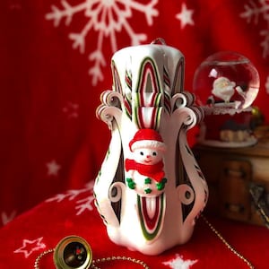 Christmas Hand-Carved Candle-Candle with Christmas tree with Santa Claus and Snowman-Christmas Decorativ und Gift Candles-Holiday Candle