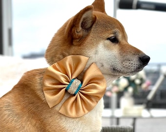 Pajarita dorada para perro, pajarita festiva para mascota para collar con elegante cinta