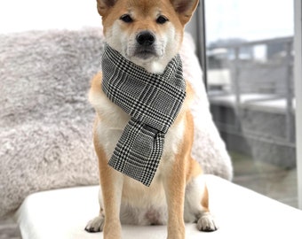 Black white plaid dog scarf, necktie for a dog with velcro, 2 sizes