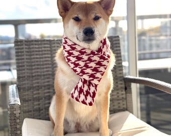 Red plaid dog scarf, red white Houndstooth necktie for a dog with velcro, 2 sizes