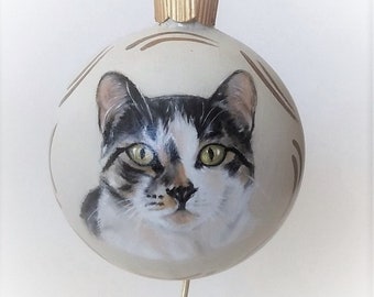 Custom Cat Ornament Hand Painted Pet Ornament, Cat Portrait Ornament, Pet Portrait Painting, Cat Ornament Portrait Painting from Photo