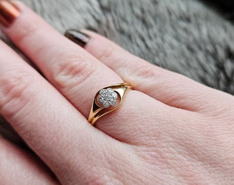 Victorian Art Nouveau old-cut diamond 18ct gold daisy ring, possibly by Murrle Bennett.