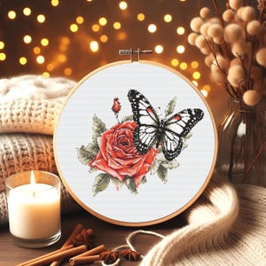 Patrón de punto de cruz con mariposas florales en PDF, punto de cruz de mariposas, patrón PDF de descarga instantánea, punto de cruz contado, gráfico de punto de cruz