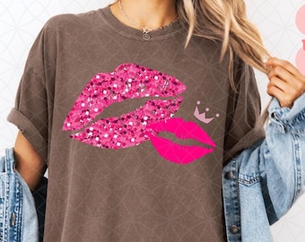 Glitter Lips T-shirt, Queen Crown Tee, Trendy Graphic Top