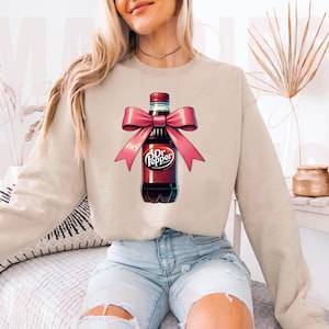 Dr Pepper Pink Coquette Png Clip art, Dr Pepper Pink Bow png, Dr Pepper Pink Bow Graphic, girly designs png, Trendy Coquette designs png,