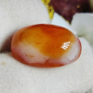 Authentic Natural Untreated Orange Yemeni Aqeeq Agate Cabochon 21.35 Ct. Excellent quality Smooth Polished Gemstone for Birthstone Sale