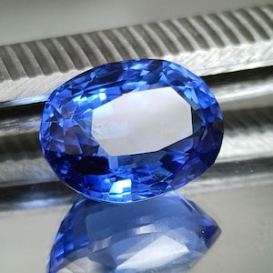 Vivid blue sapphire - Etsy 日本
