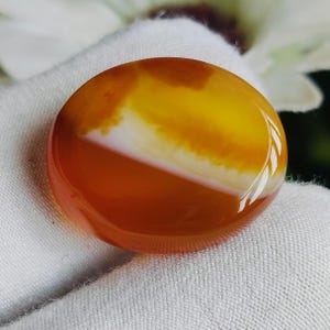 Beautiful Texture Ancient Yemeni Aqeeq Agate Cabochon Gemstone Oval 19 CT. Attractive Color Yellow & Golden Yemeni Hakik Pendant Jewelry