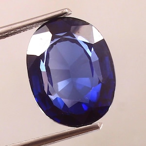 AAA+ Flawless Ceylon Blue Sapphire Oval Loose Gemstone 8.15 CT. Genuine Corundum Blue Sapphire Anniversary Ring, Premium & jewelry 13X10 MM.