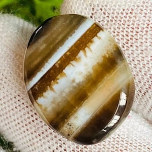 Ágata natural Forma ovalada Sin calentar y sin tratar Sulemani Marrón y blanco Aqeeq 100% Ágata Cornalina Anillo y colgante hechos a mano para hombre 20.70 CTS