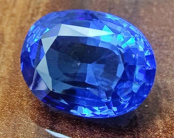 Pierre Précieuse Tanzanite Bleue Naturelle De Tanzanie - Forme Ovale - 6,75 Carats - Certifiée GDL - Neuf Avec étiquettes