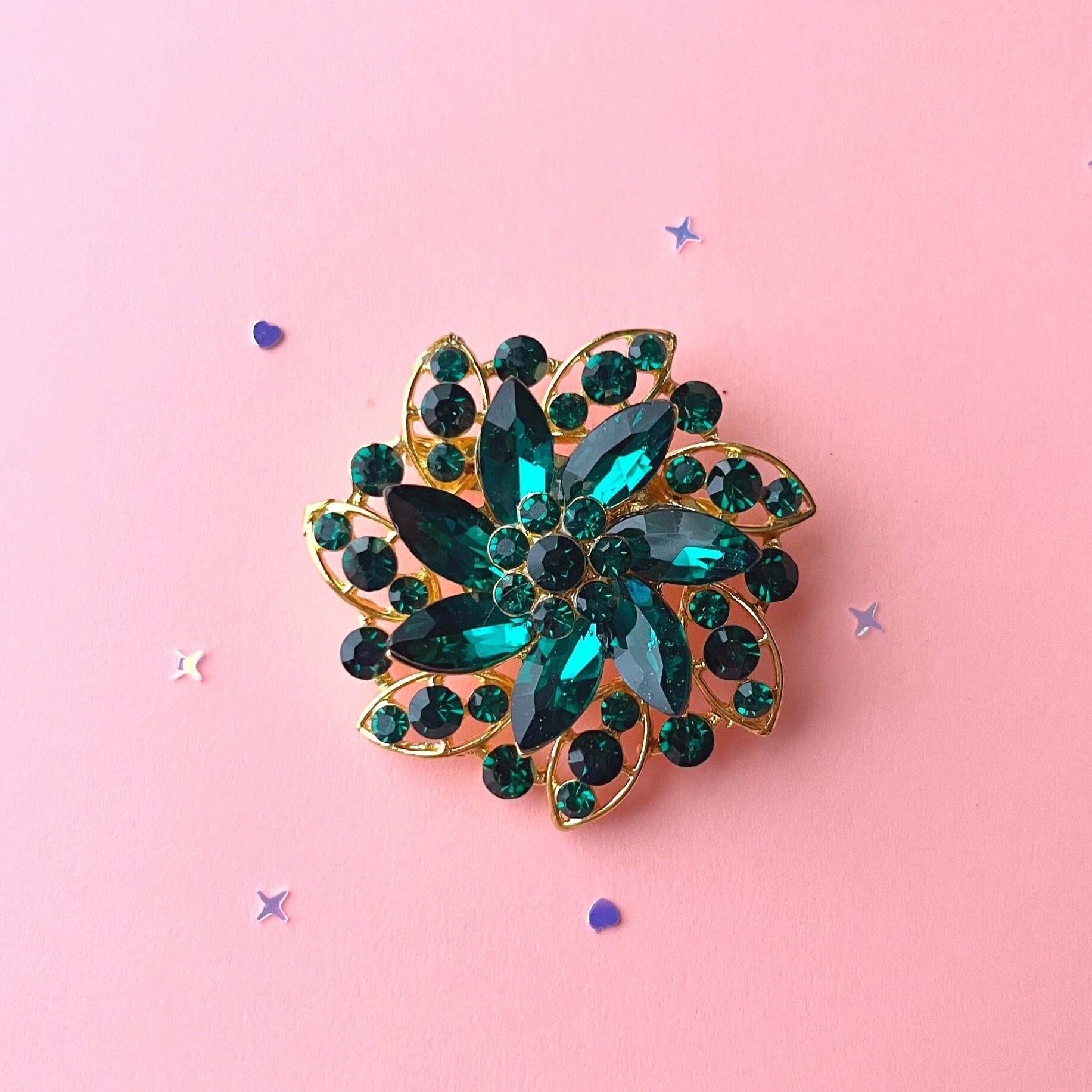 Vintage Pin Brooch Leaf Design Emerald Green Glass Set of 2