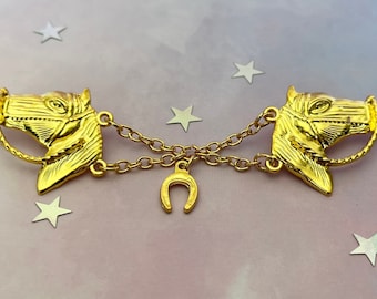 Horseshoe chain, Charro button, Horse button, Charro Quince button, Vaquera button, Horse Chain