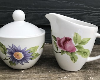 Pfaltzgraff Retired EMMA 4 1/2 in Creamer & Sugar Pink Rose Purple Dasiy