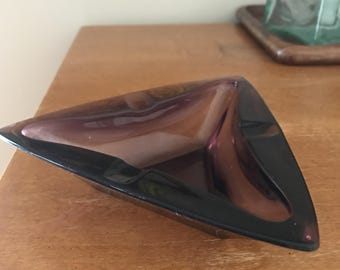 Vintage Hazel Atlas Glass Ashtray Purple Triangle Shape Mid Century Modern NOTES