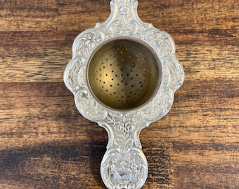 Antikes 1900s Blumen Versilbertes Teesieb Aus Deutschland (?) 13cm
