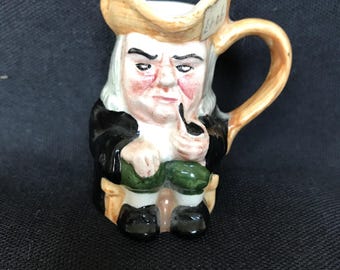 VINTAGE Small Toby Pitcher Artone Sitting Pipe Smoker FIGURINE FACE A6