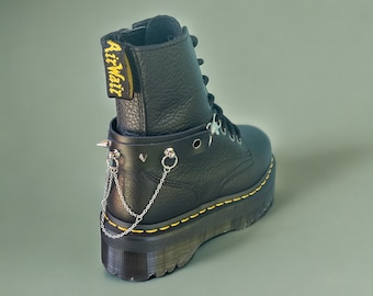 HARNAIS CUIR et CHAINE pour chaussure (argenté) - Idéal Dr.Martens