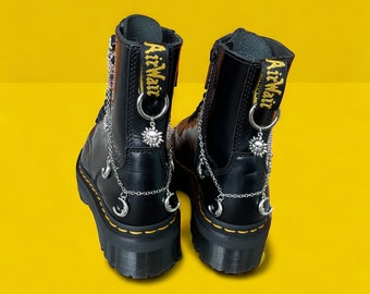 Stiefelkette SONNE und MOND (Silber) – Schuhkette Sonne und Mond (Silber) – Dr.Martens-Stil