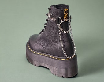 HARNAIS CUIR et chaîne pour chaussure (argenté) - Idéal Dr.Martens