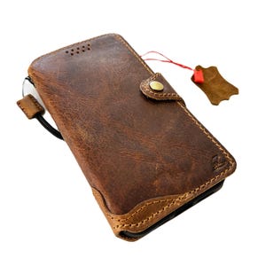 Custodia in vera pelle per Galaxy Z Fold 3, 4, 5, 6 con scomparti per carte e design magnetico color cuoio "TikTak" di ArtAmit
