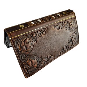 Genuine Leather Case for Google Pixel 9 8 7 6 A 8A Pro XL 4G 5G Fold Book Wallet Premium Handmade Sewing Bible Book decorated