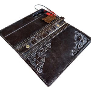 Étui pour galaxie en cuir véritable pour Galaxy S25 S24 S23 S22 S21 S20 FE Ultra A35 A55 A35 20 21 A52 A51 A54 A31 A71 A14 A53 5G Plus Bible ancienne décorée