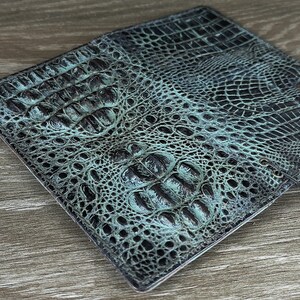Étui portefeuille en cuir véritable pour OnePlus 13 12 12R fait main sans fil carte de fente de luxe ANCIENNE mode spécial vert estampage jambes crocodile