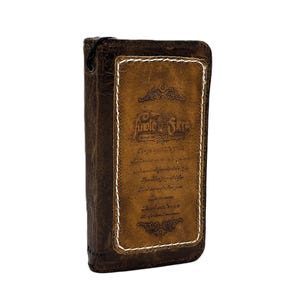 Funda de cuero genuino para Google Pixel 9, 8, 7, 6, A, 8A, Pro XL, 4G y 5G, plegable, hecha a mano, de primera calidad, con diseño de tarjeta bíblica en color bronce antiguo.