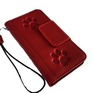 Étui portefeuille en cuir véritable fait main à fermeture éclair pour iPhone 16 15 14 13 12 11 SE E XS - Étui premium fait main à fermeture magnétique pattes de chien rouges