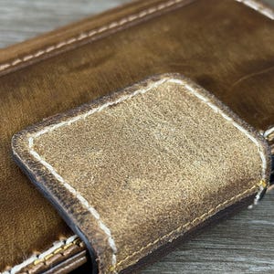 Etui en cuir véritable pour Galaxy Z Fold 6 5 4 3 Etui portefeuille, fentes pour cartes, livre design vintage ancien, spécial rare, magnétique, couture en cuir, ArtAmit