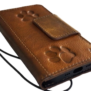 Capa carteira para celular, em couro legítimo com estampa de pata de cachorro, para Samsung Galaxy S24-S26.