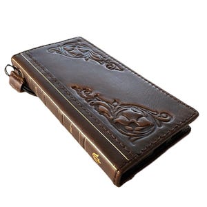 Custodia in vera pelle per Samsung Galaxy Z Fold 3, 4, 5, 6, con stampaggio a mano, decorata con disegno a libro della Bibbia di ArtAmit